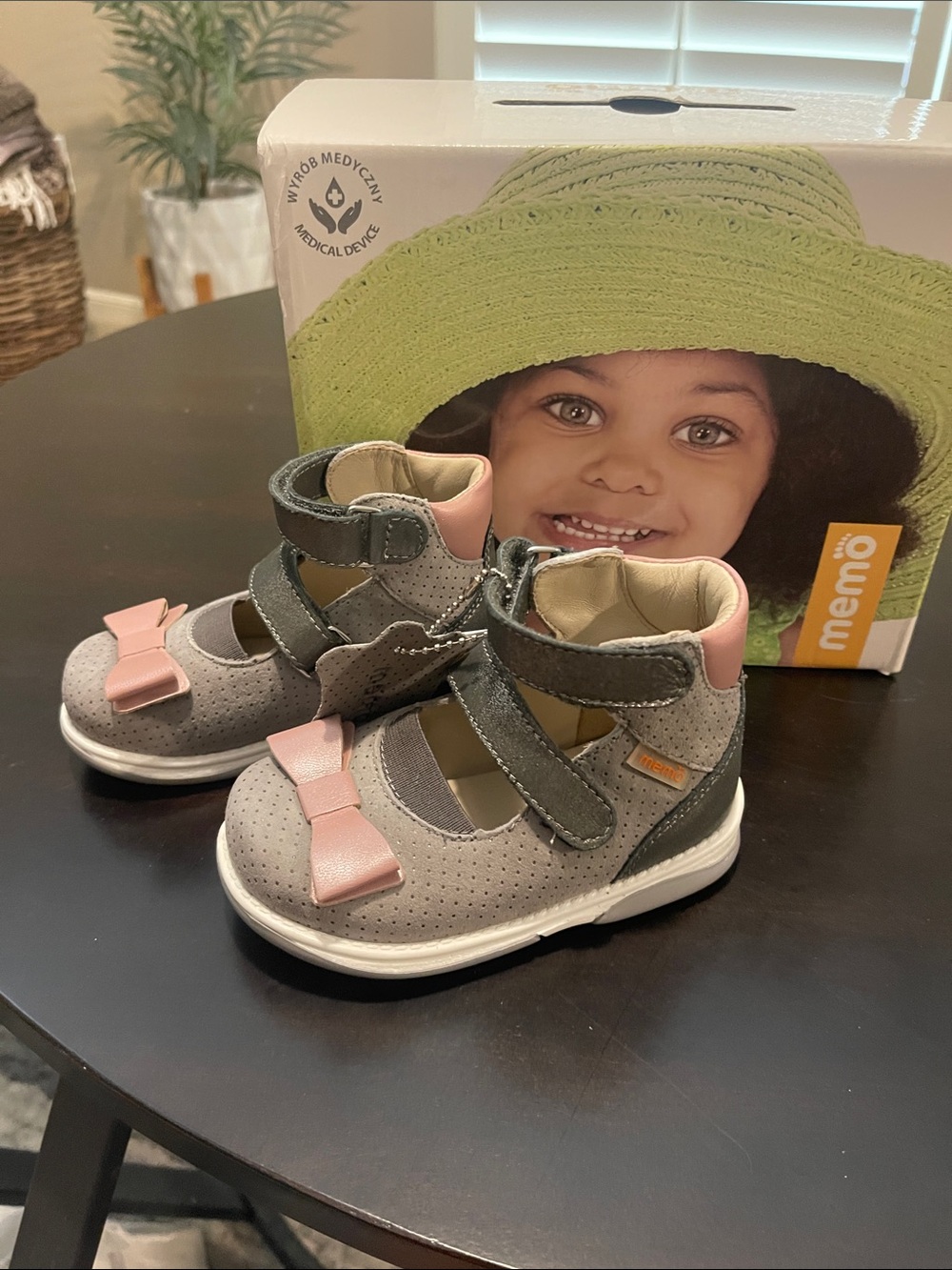 Memo Anna Toddler Gray and Pink Mary Jane Walker Shoes